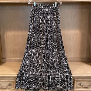 Wide leg pants